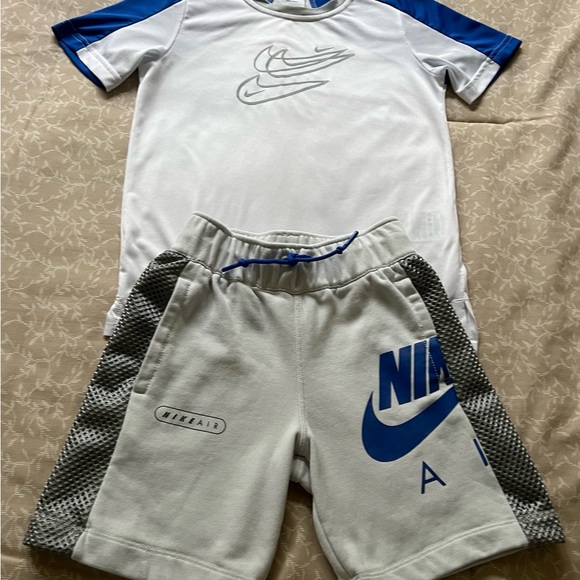 Boy’s Nike Shirt & Shorts - Picture 3 of 8